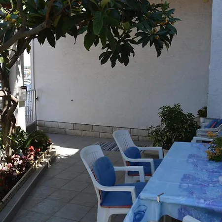 Desa 572 Apartment Biograd Na Moru